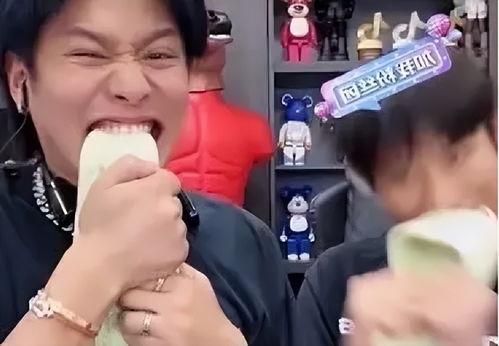 小杨哥和小黄最新爆料是真的吗,真相揭秘,是真是假?